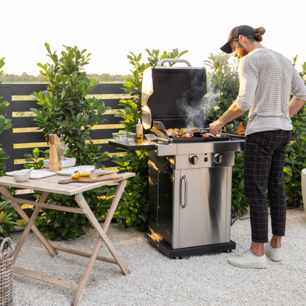 How to Choose the Right Type of Grill for Your Outdoor Cooking Needs